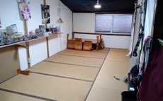 休店中の古民家DIY飲食店に貸し切り宿泊！