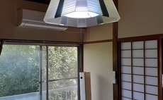女性専用の小さなお宿 はなな ー和室(あじさい)6畳 板の間4畳