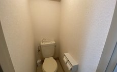 ロイヤルハイツ中央町407号室