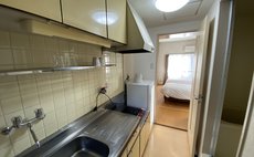 ロイヤルハイツ中央町407号室