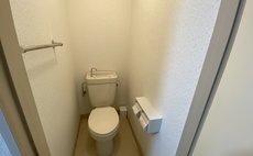 ロイヤルハイツ中央町507号室