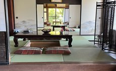 Experiential private lodging "Star Inn"
