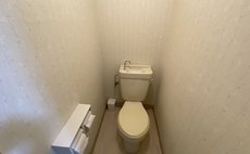 ロイヤルハイツ中央町601号室