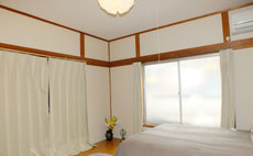 【ゆったりファミリープラン(素泊り)】 1軒丸々貸切 65平米 交通便利 ご家族やグループに最適