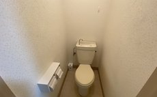 ロイヤルハイツ中央町706号室