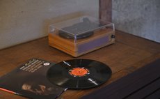 Nomad Mannou 音楽と宿