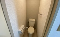 ロイヤルハイツ中央町403号室