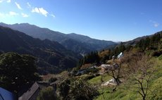 高知・吉野川・お山の上の縁側付き和室