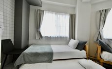 Namba Unmanned Inn five