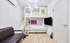RED HOUSE 402