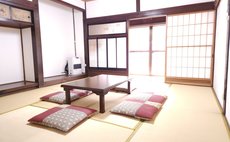Wada-juku Inn: Right next to the Utsukushigahara Highlands! Group Accommodations: Fully Equipped with Heating and Air Conditioning