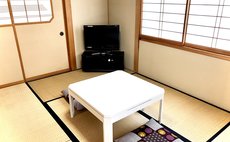 富山湾が見える高台の滑川の一軒家の和室(女性 ・ペアOK)