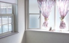 家主居住型 民泊"Blue House" 女性客専用