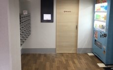 ロイヤルハイツ中央町401号室