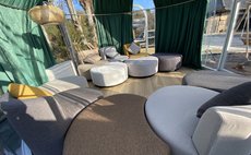 1号テント・一宿一景一生縁