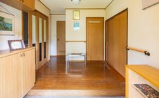 ささやかなおうち 関(1階または2階)